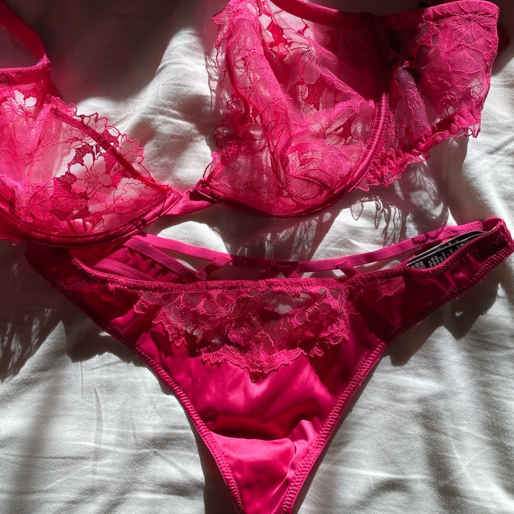 NEVER WORN Lingerie Set